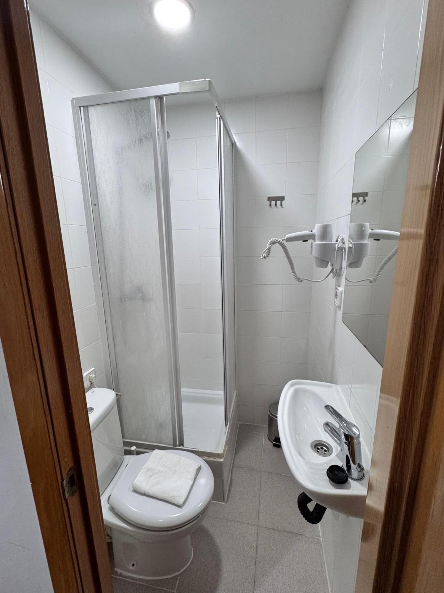Hostal Flat55Madrid — Zdjęcia 3